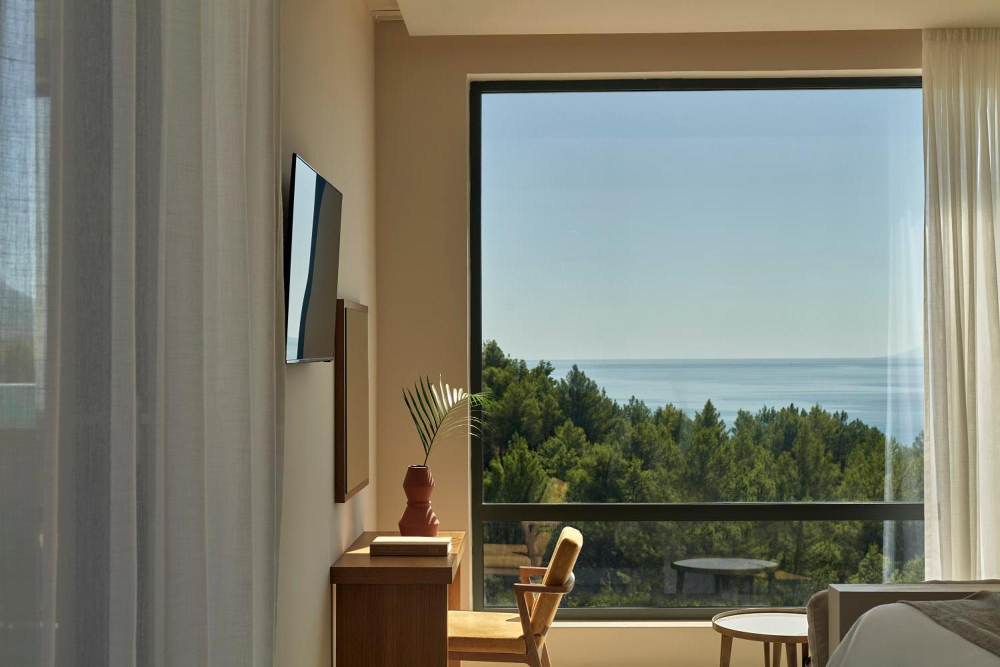 Celestial All Suites Afrato Ngoại thất bức ảnh