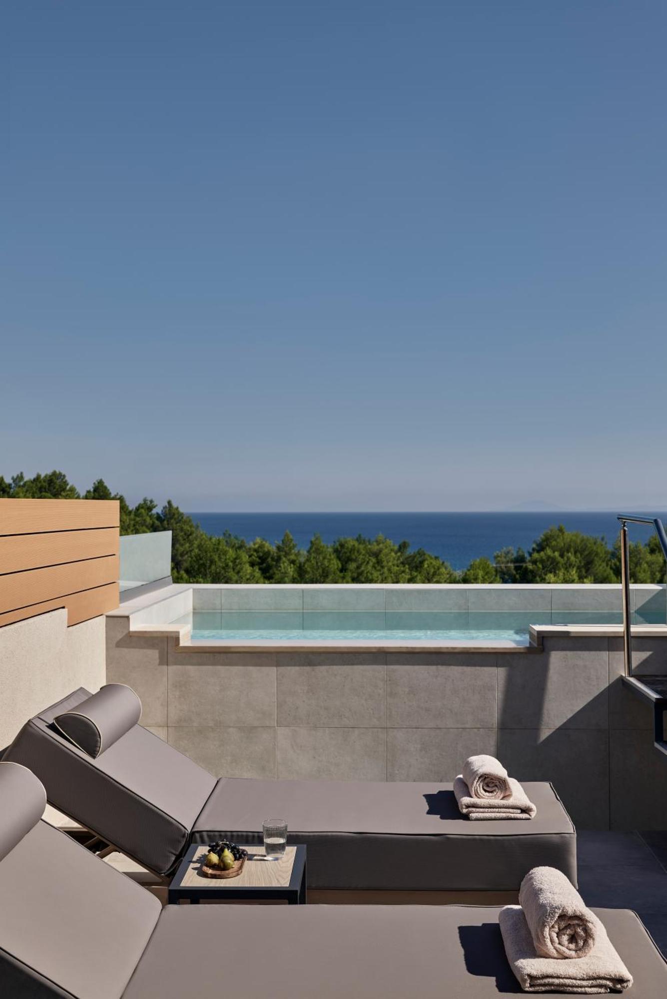 Celestial All Suites Afrato Ngoại thất bức ảnh
