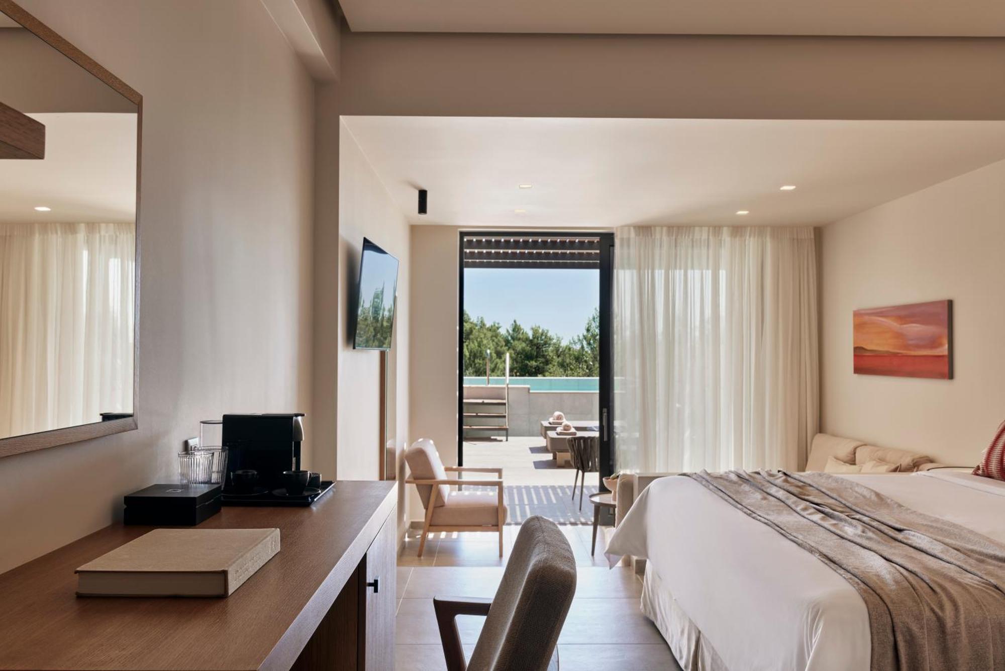 Celestial All Suites Afrato Phòng bức ảnh