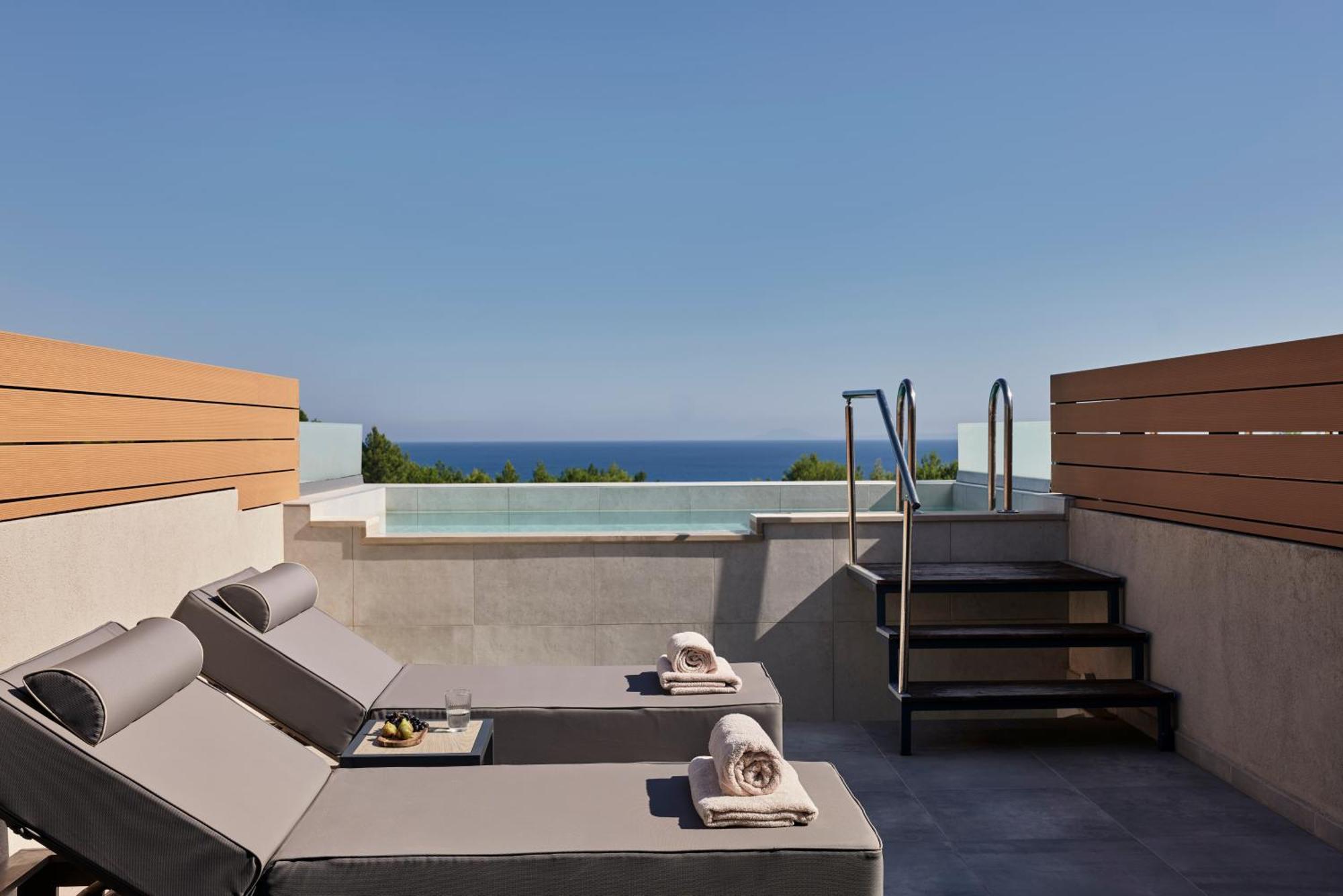 Celestial All Suites Afrato Phòng bức ảnh